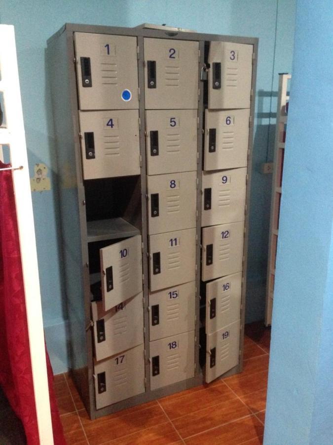 קו פי פי Rehab Hostel מראה חיצוני תמונה